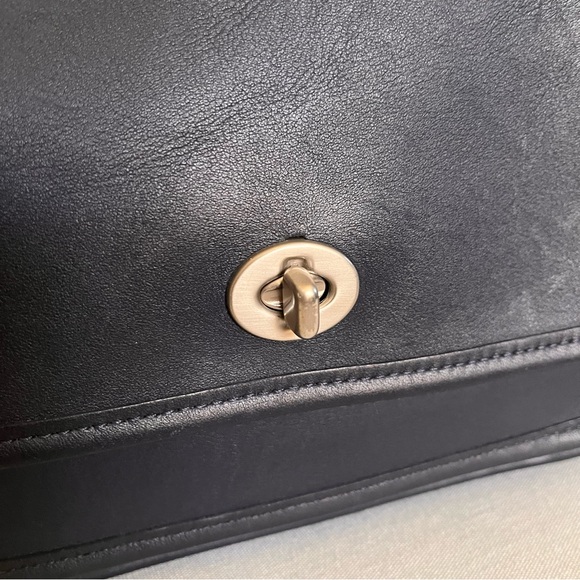 Coach Rambler Turnlock Bag 9061 - Picture 5 of 10